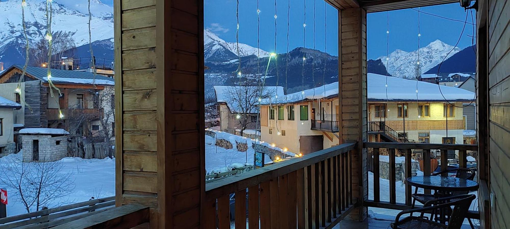 Hotel Svanseti Mestia Quarto foto